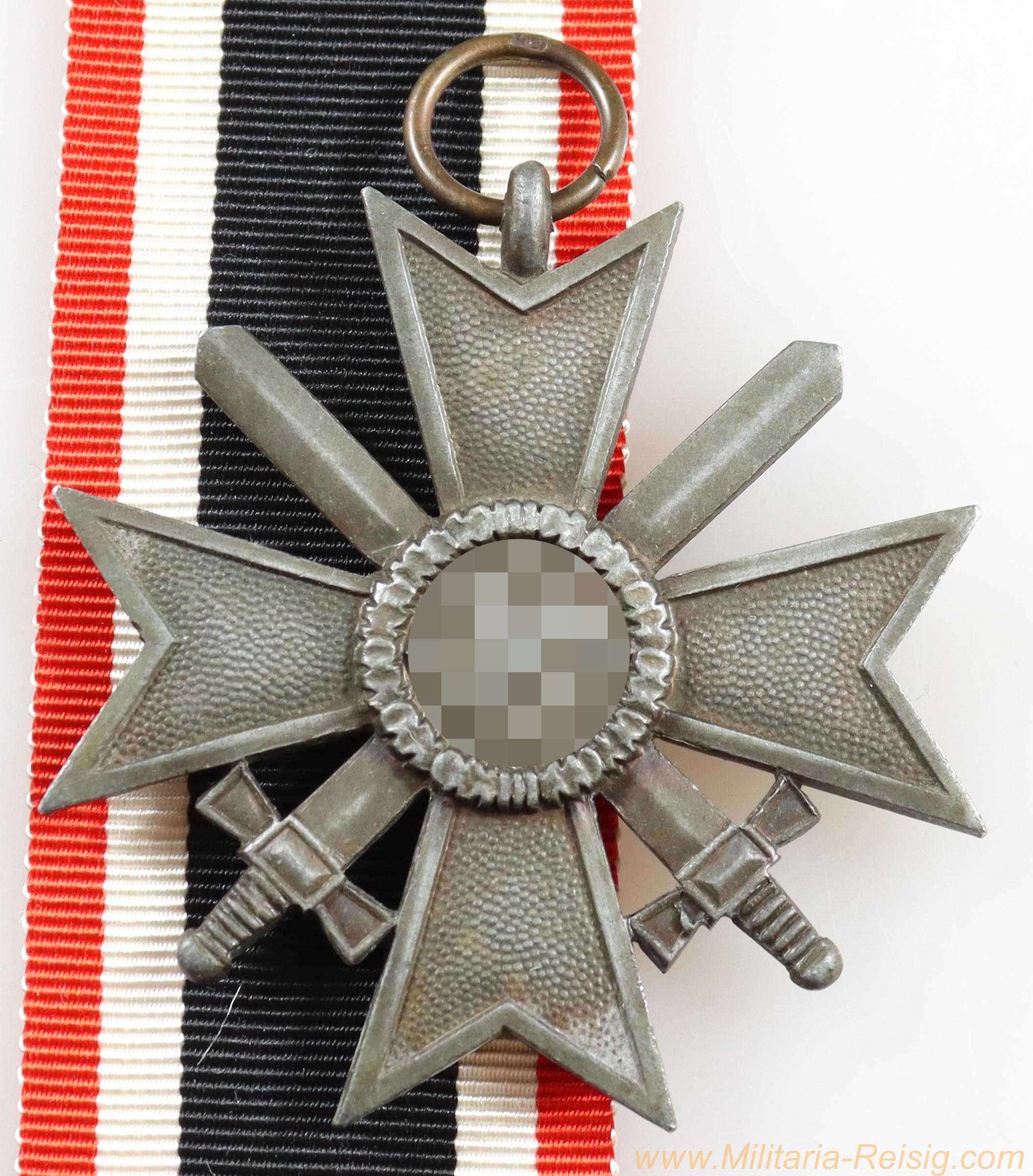 Kriegsverdienstkreuz 2. Klasse mit Schwerter 1939 , Hersteller 45