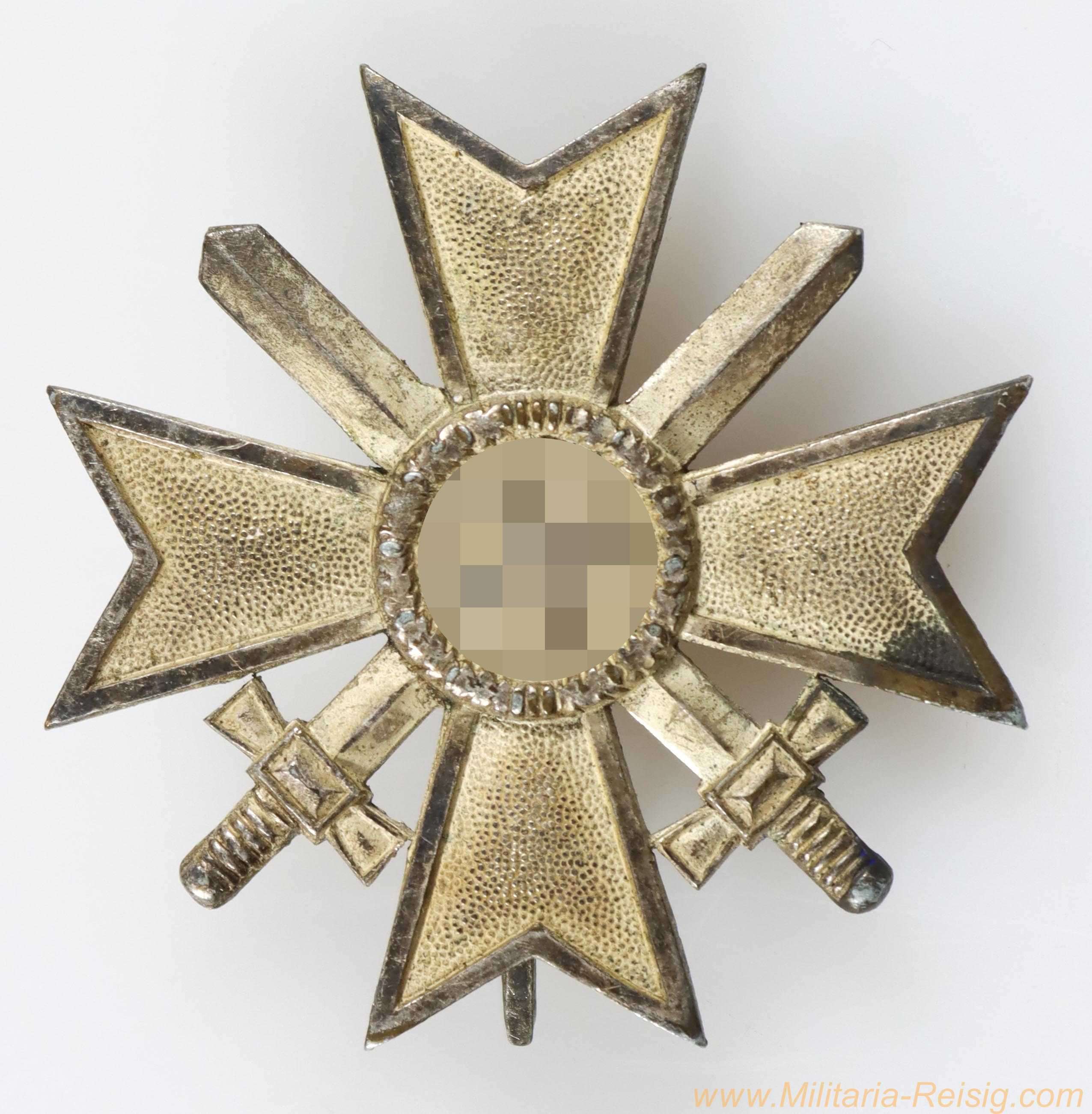 Kriegsverdienstkreuz mit Schwertern 1. Klasse 1939, Hersteller L15