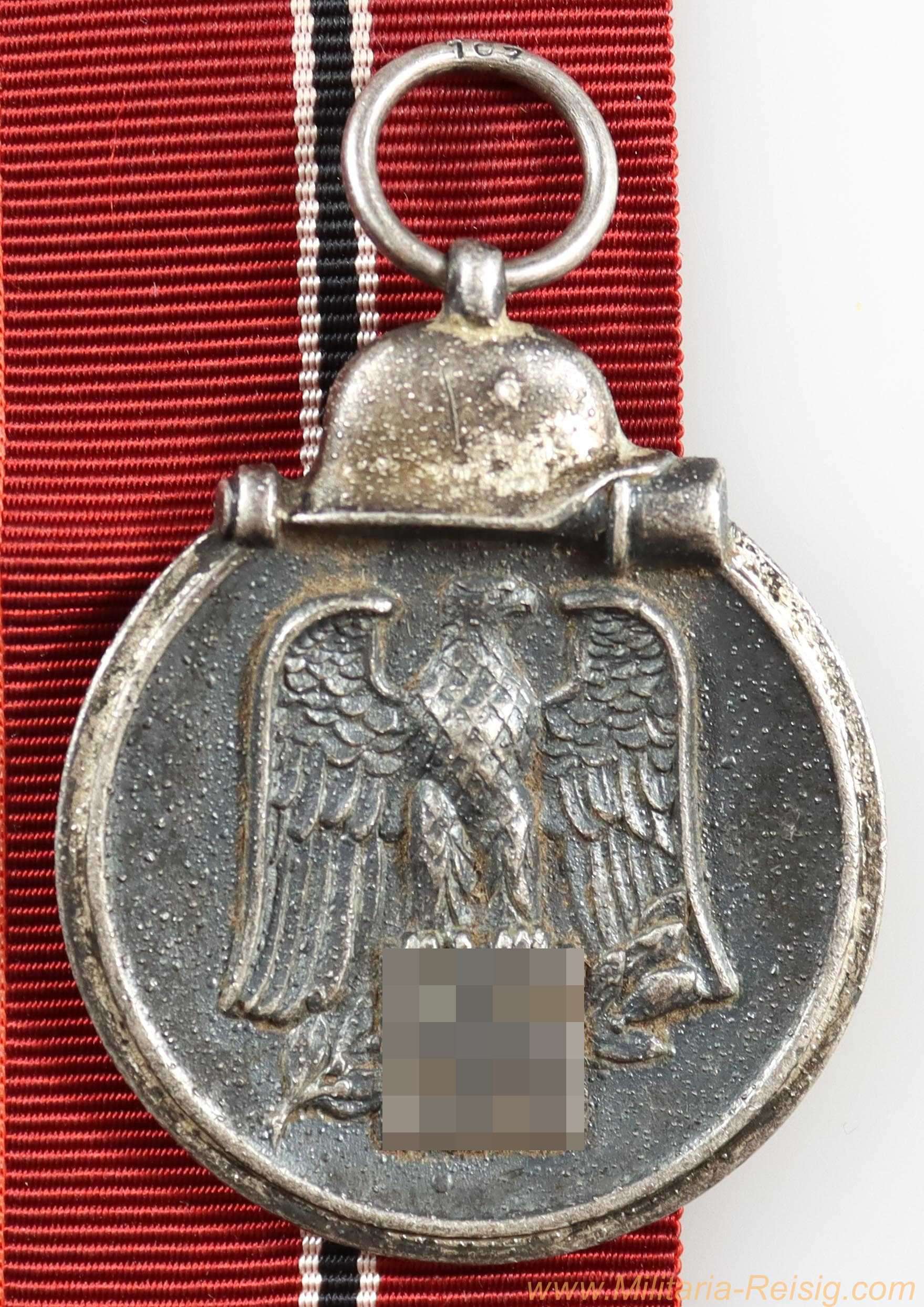 Ostmedaille Winterschlacht im Osten 1941/42, Hersteller 107